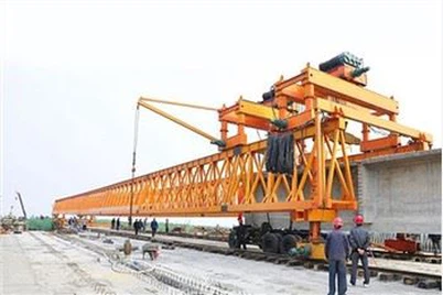 Tógáil Droichead Tosaitheoir Bhíoma